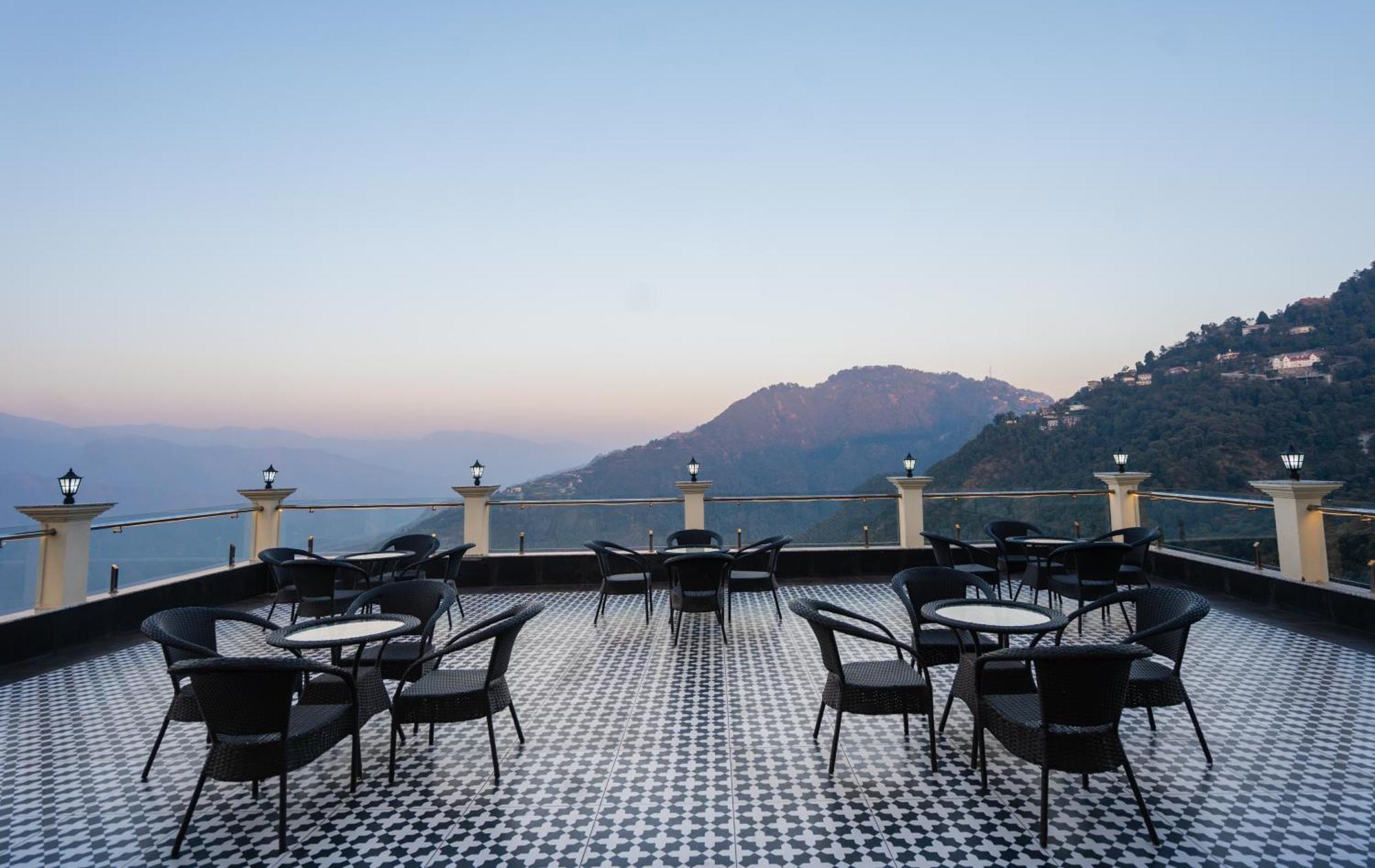 Trideus Mountain Club & Resort, Mussoorie Exterior photo